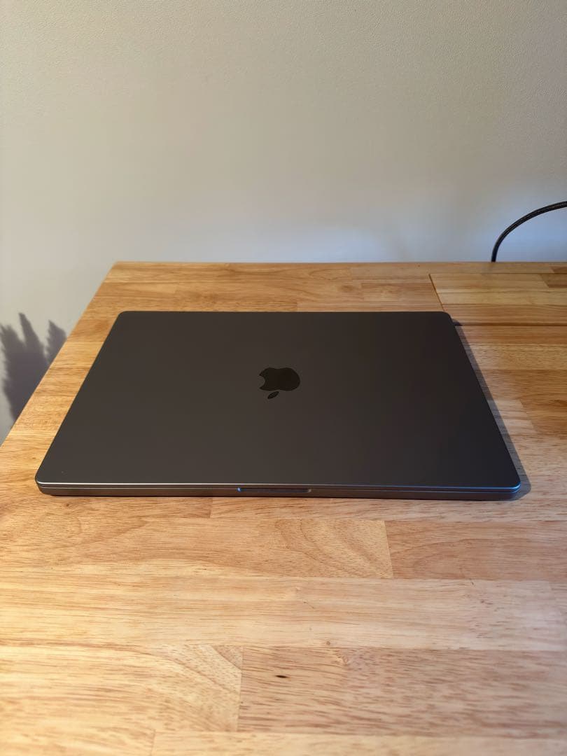 【美品】16 inch MacBook Pro 2021 M1pro 16GB