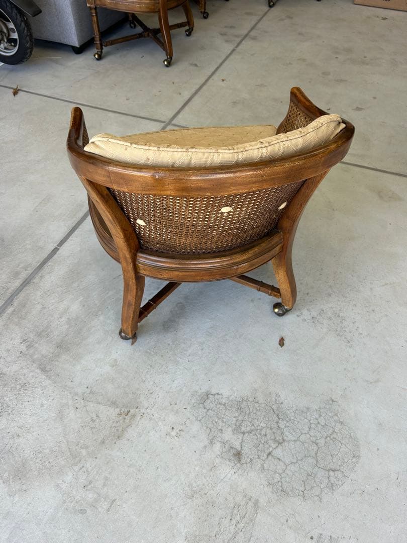 ドレクセルヘリテージ　アメリカンアンティークチェア　引き取り限定