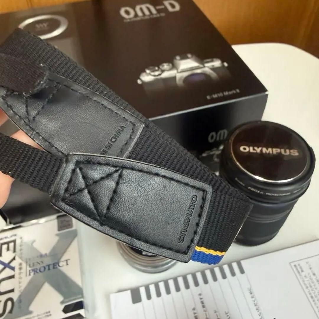 デジタルカメラ OLYMPUS OM-D E-M10 Mark II