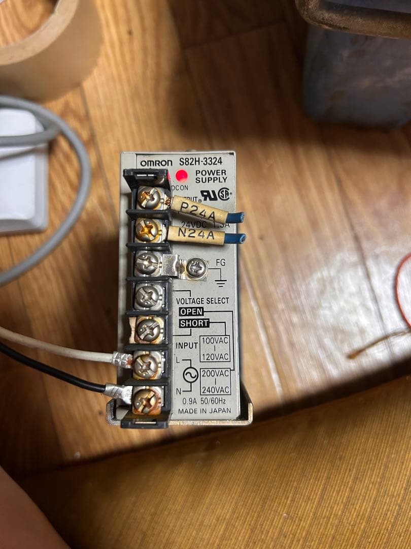 5J0936 OMRON S82H-3324 スイッチング電源　動作確認　保証付