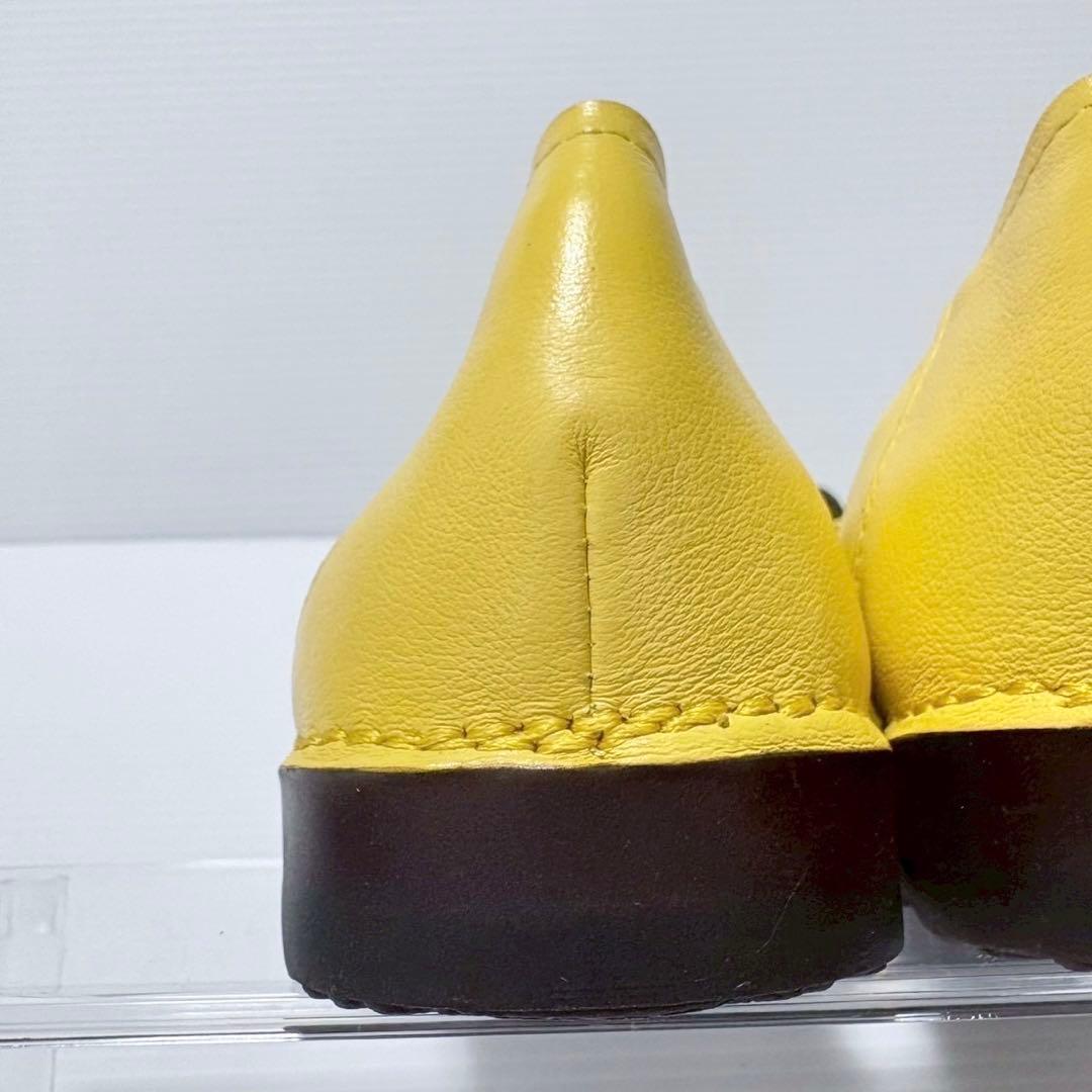 Estacion エスタシオン 小花立体フラワーモチーフ本革フラットパンプス