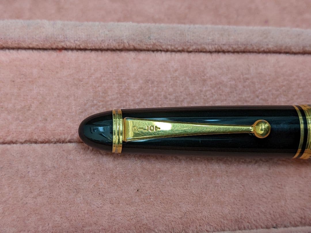 PILOT パイロット カスタム743 万年筆 　黒　ペン先　金　14K
