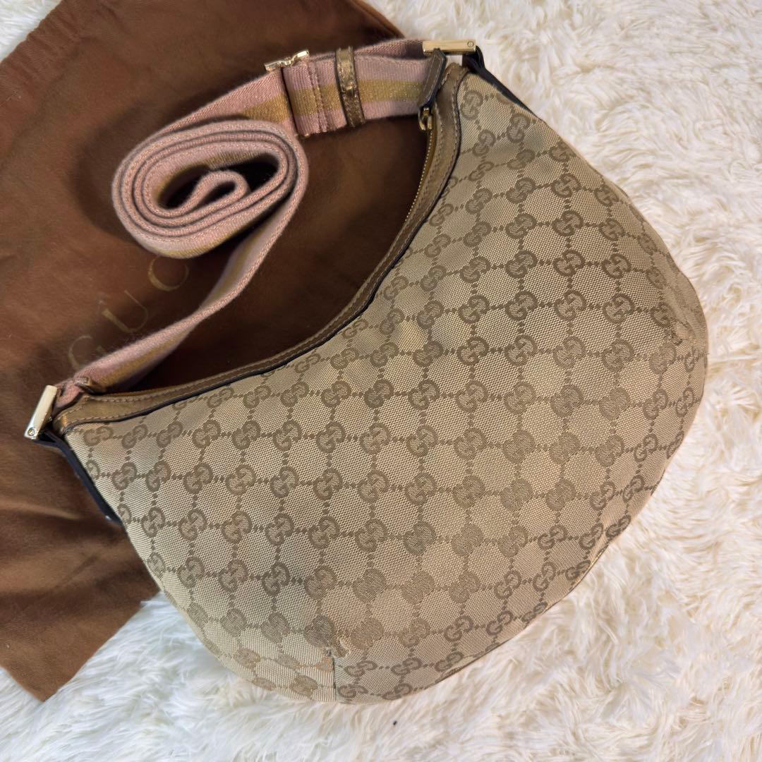 GUCCI グッチ ベージュ ゴールド ハーフムーン キャンバス シェリーライン