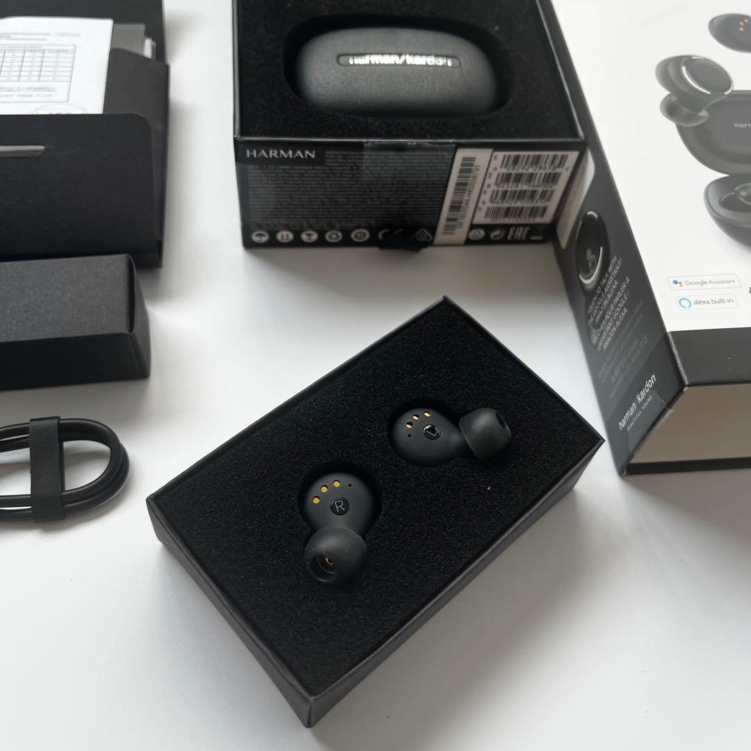 【未使用品】harman kardon 完全ワイヤレスヘッドホン FLY TWS