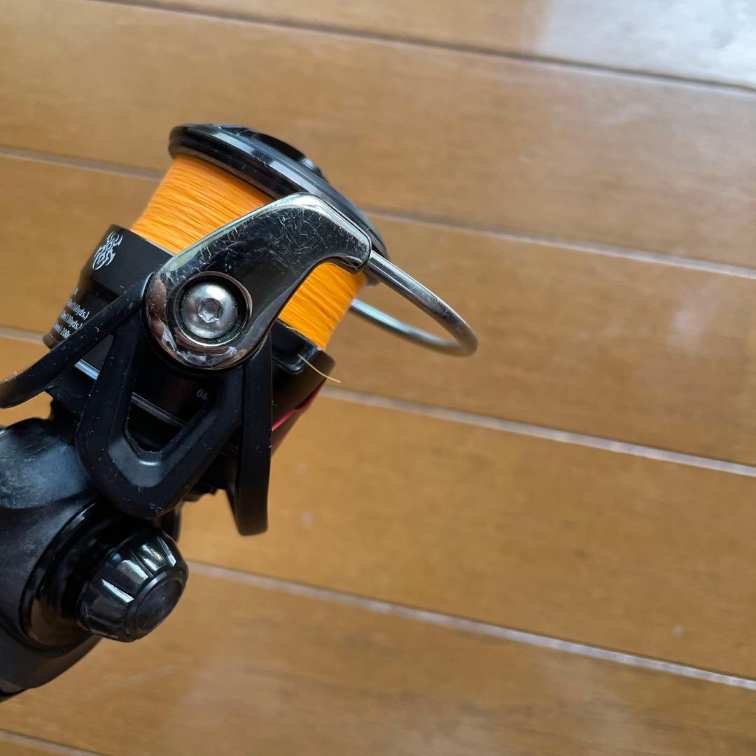 18 タトゥーラ LT2500S-XH ダイワタトゥーラスピニングリール