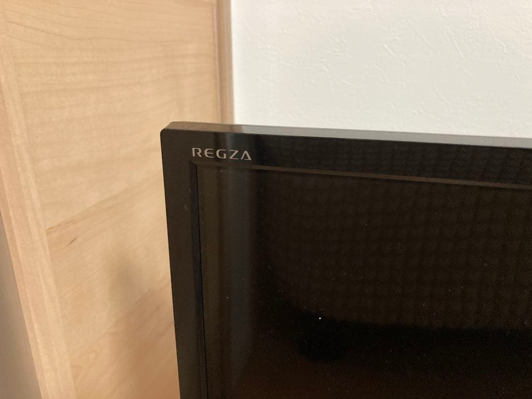 TOSHIBA 東芝　液晶テレビ　32型　REGZA