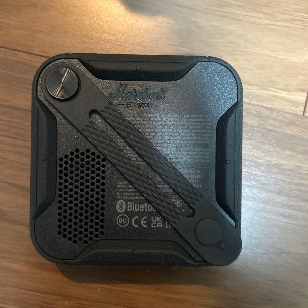 Marshall スピーカー