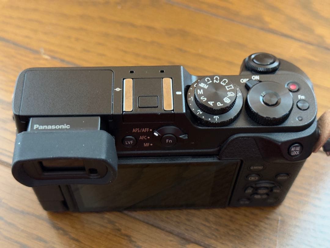 デジタルカメラ LUMIX DMC-GX8