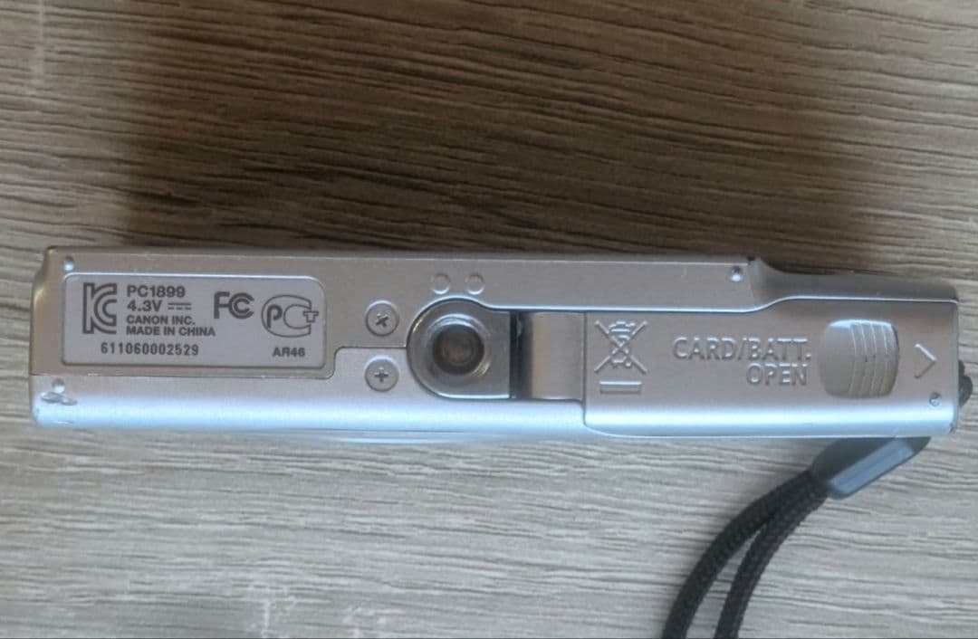 ♥限定お値下げ♥Canon PowerShot A2600 シルバー　光学5倍