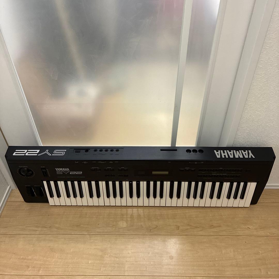 完動品　動作品　YAMAHA SY22 シンセサイザー　名機