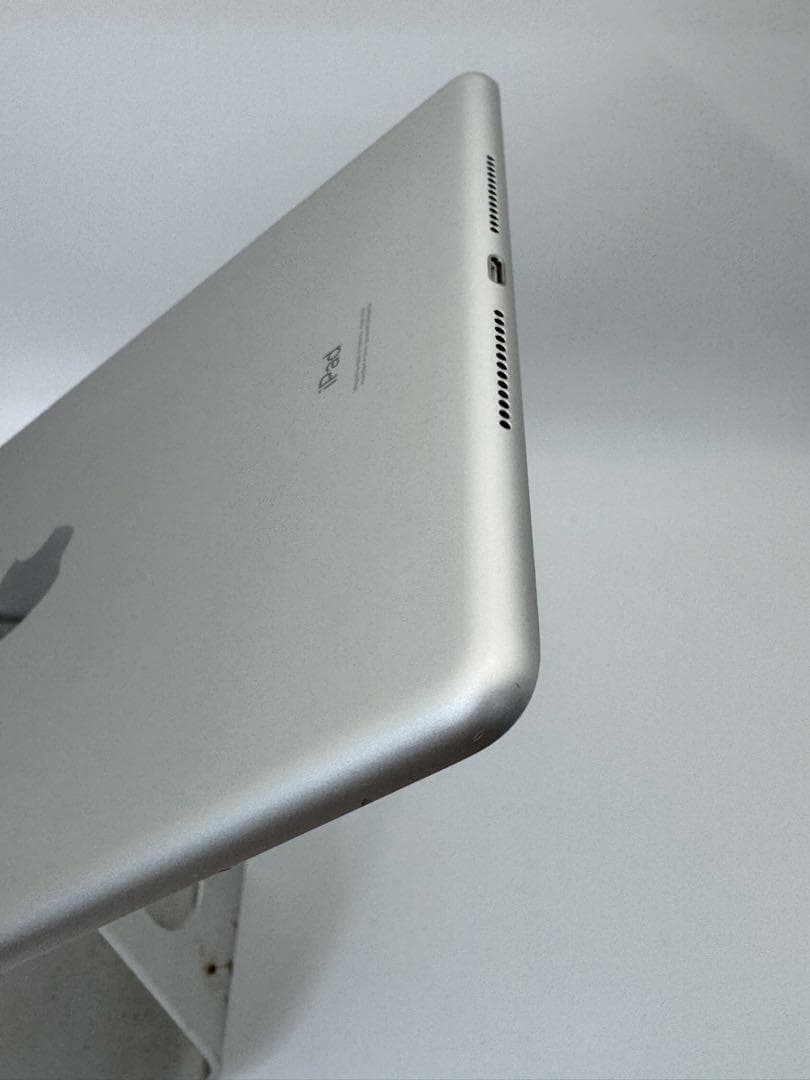 ipad 第7世代 128GB シルバー