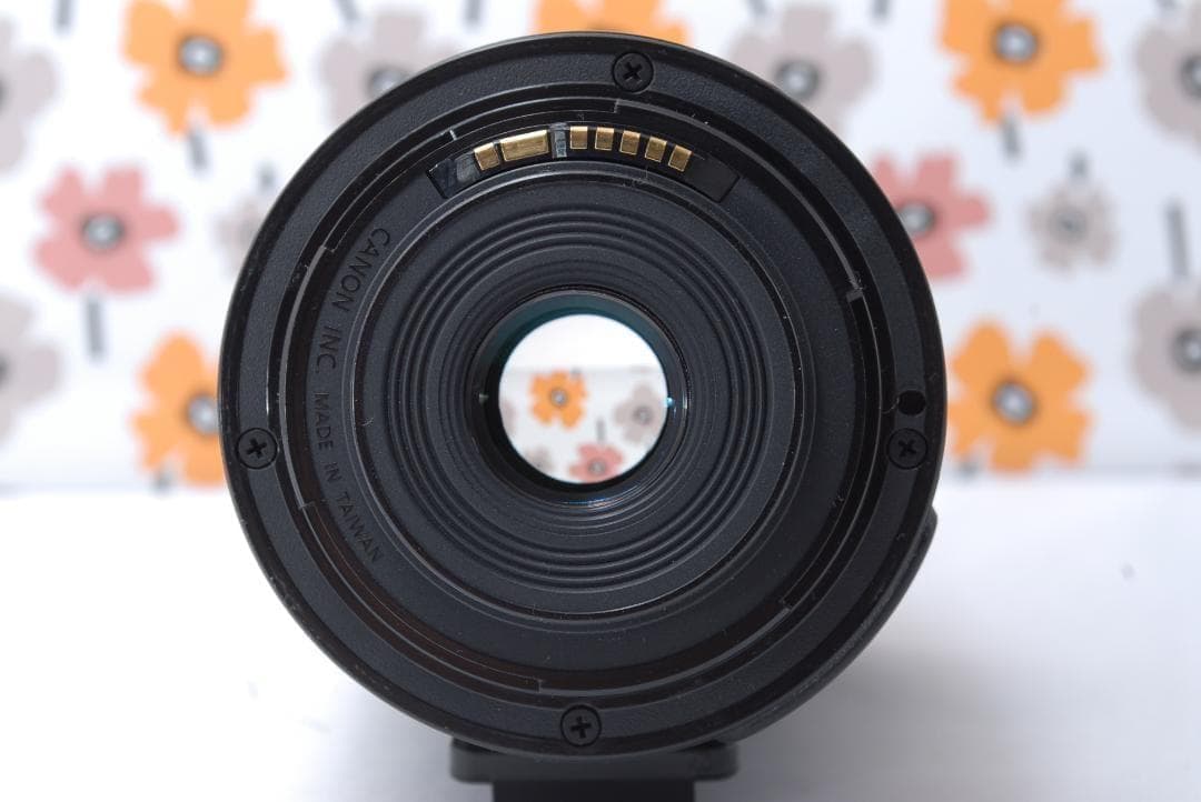 ❤Canon Kiss X7❤軽量＆高画質❤スマホ転送OK❤ショット数少ない❤