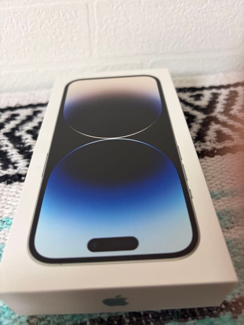 美品 Apple iPhone 14 Pro 256シルバー 箱付き