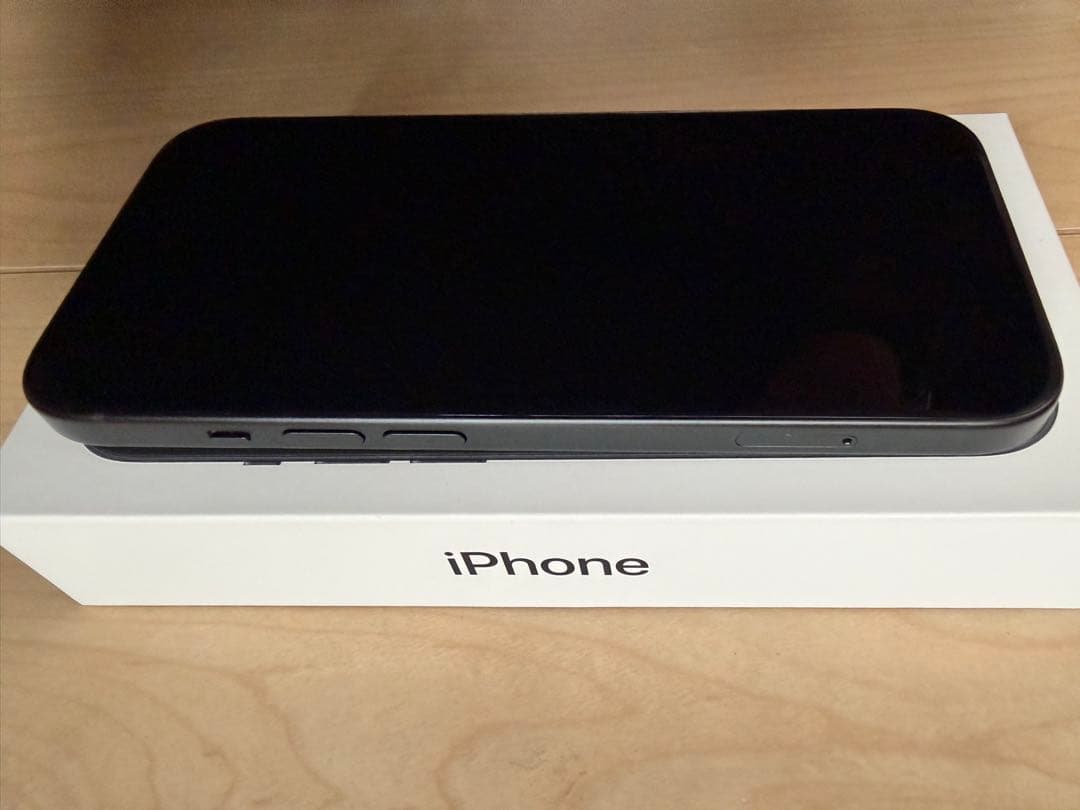 iPhone 15 256GB 本体｜SIMフリー｜バッテリー86% /ブラック