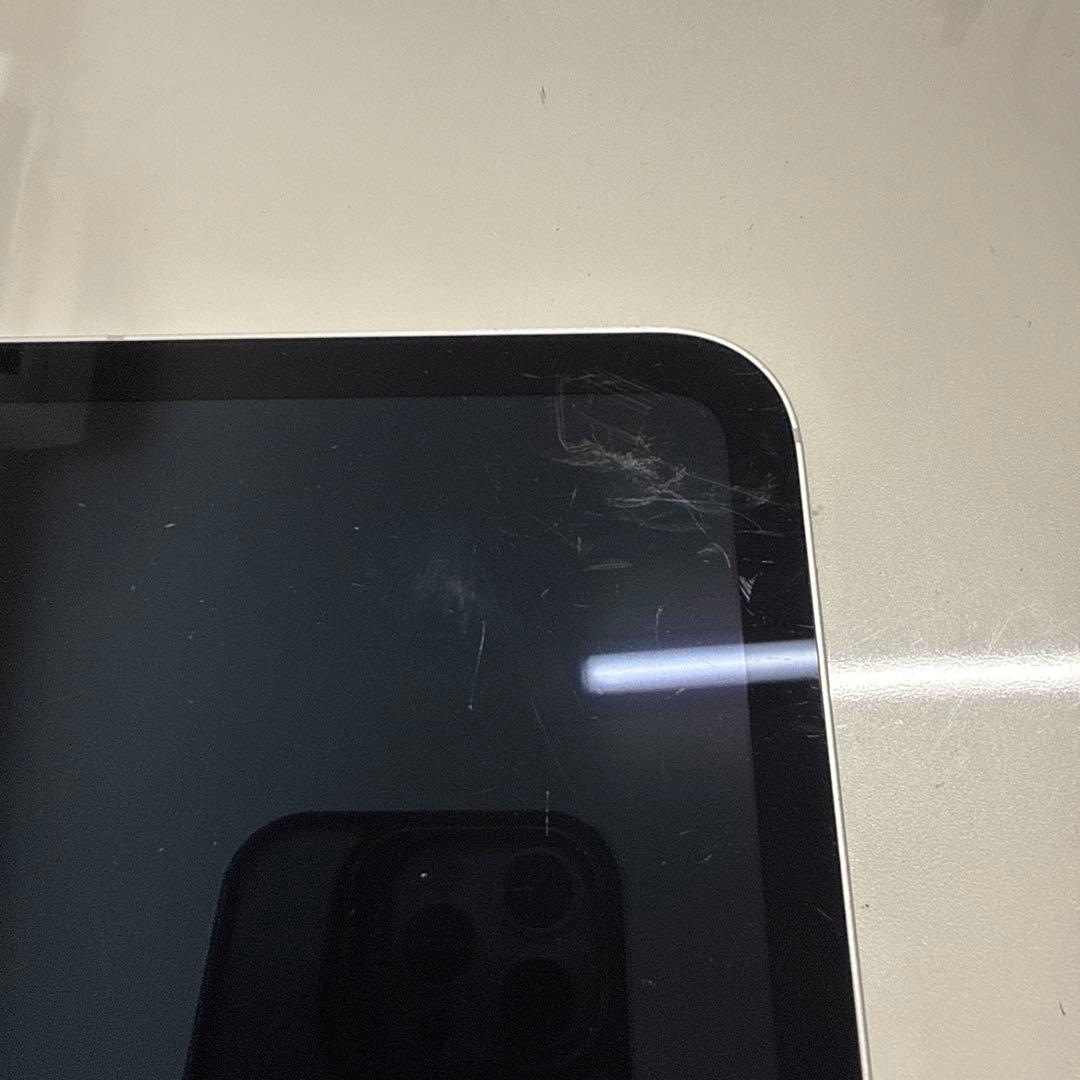 iPodPro 11インチ　M4 256GB Wi-fi+ Cellular