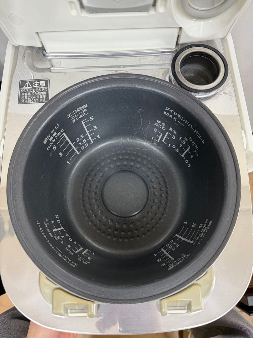 Panasonic IH 炊飯器 SR-VSX109（2019年製）