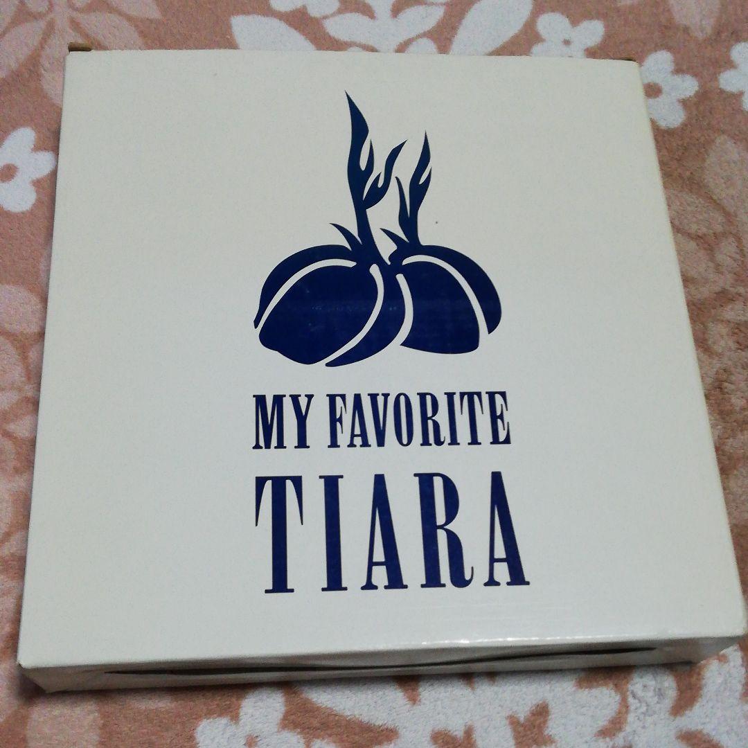激レア！！TIARA 掛け時計 ロゴ入り 新品