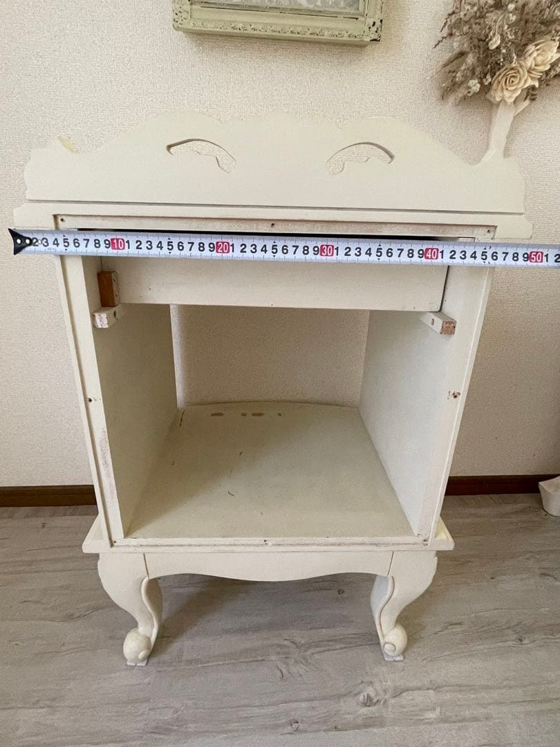 サイドテーブル　白　アンティーク調　ホワイト