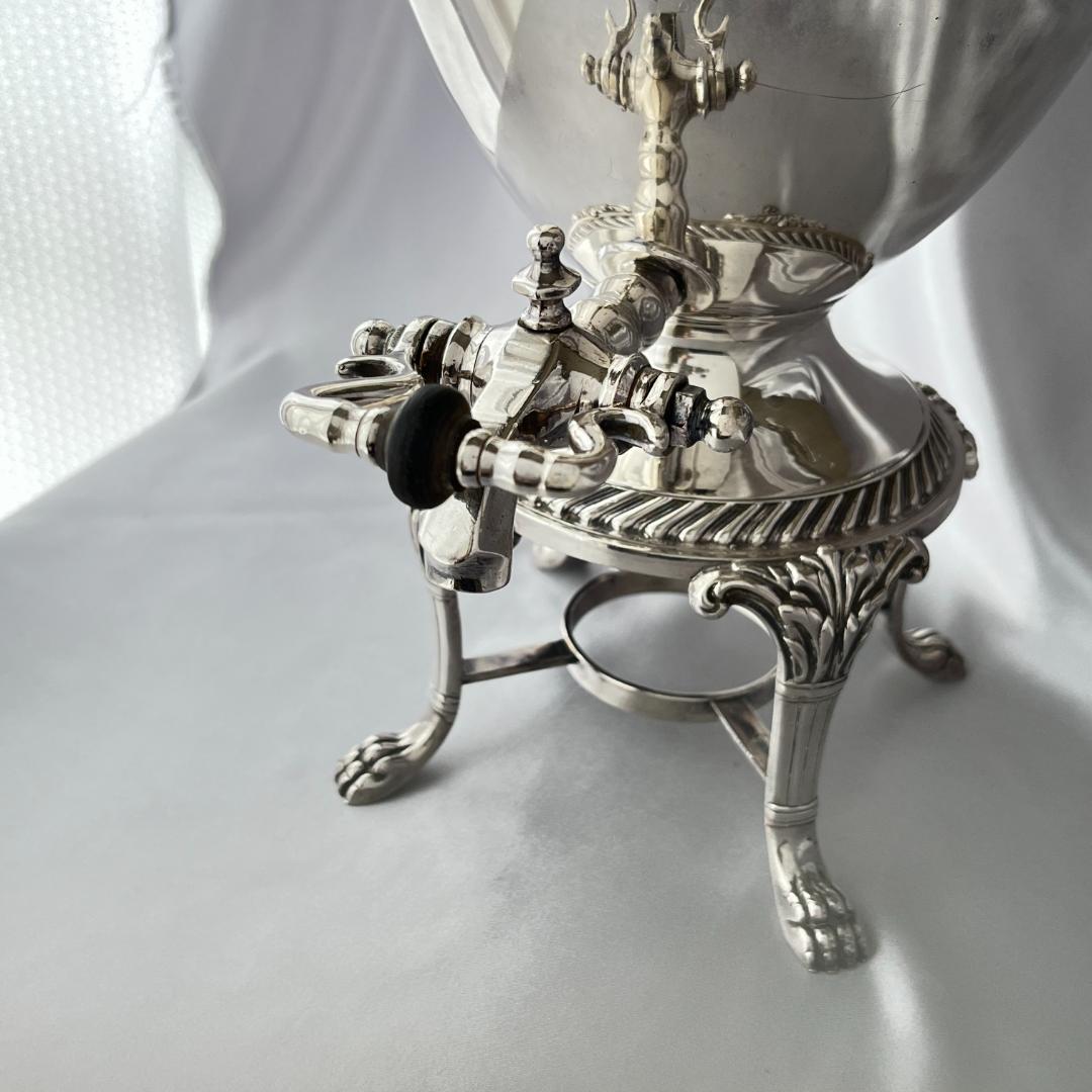 【International Silver 】ライオンのサモワール サーバー