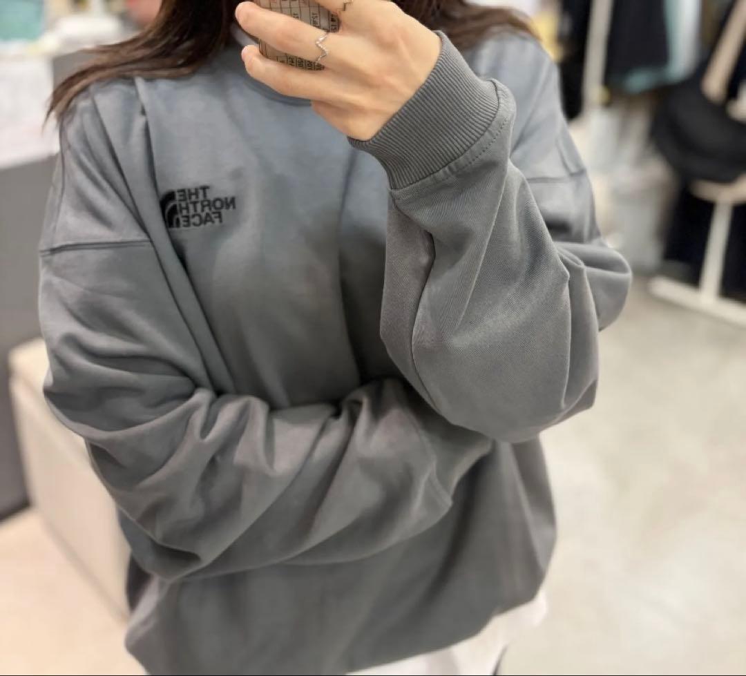 ★新品未着用★海外限定品 THE NORTH FACEトレーナー(ユニセックス)