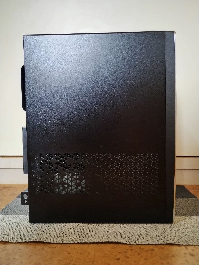 デスクトップPC/i7-7700/16GB/GTX 1050