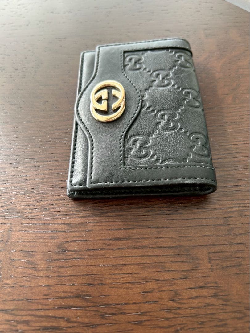 【ゆー】GUCCI ブラックレザー 名刺入れ