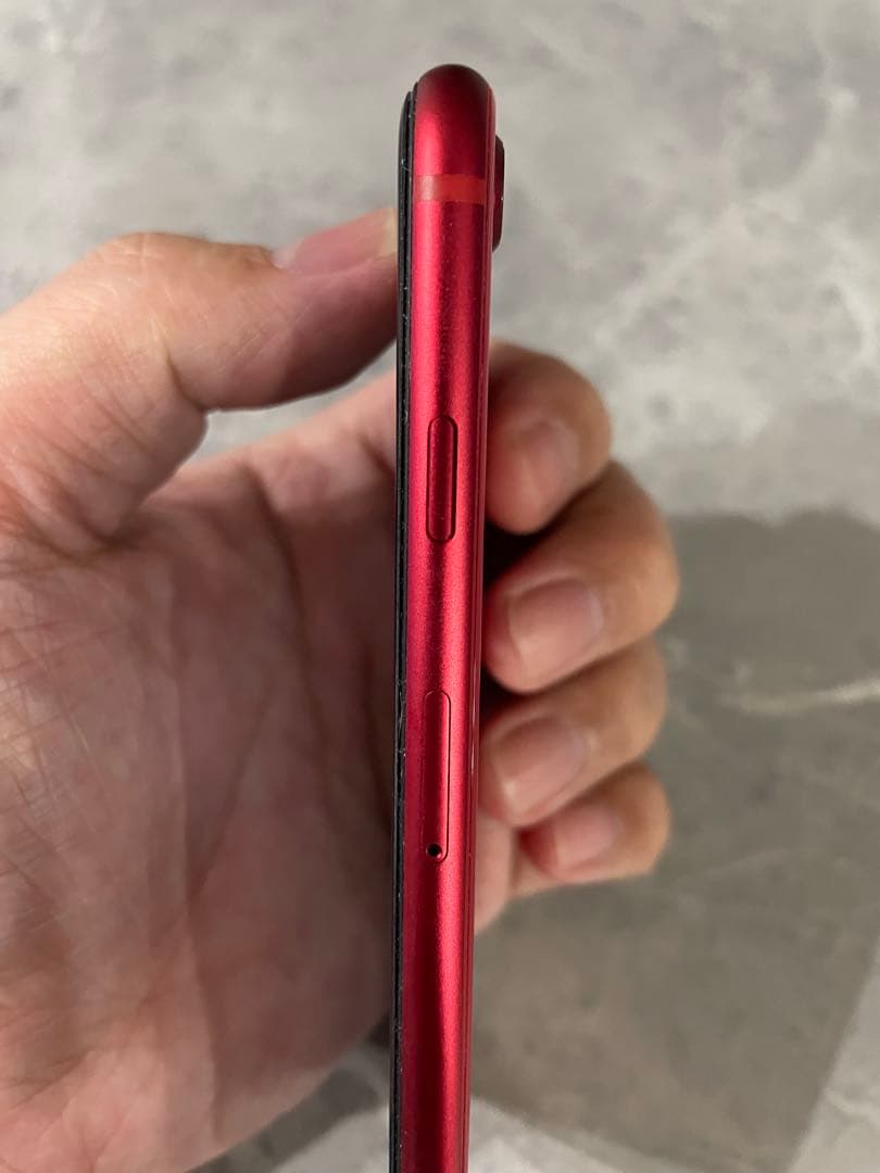 iPhone SE (第2世代) 赤 SIMフリー　美品☆早い者勝ち☆処分品☆