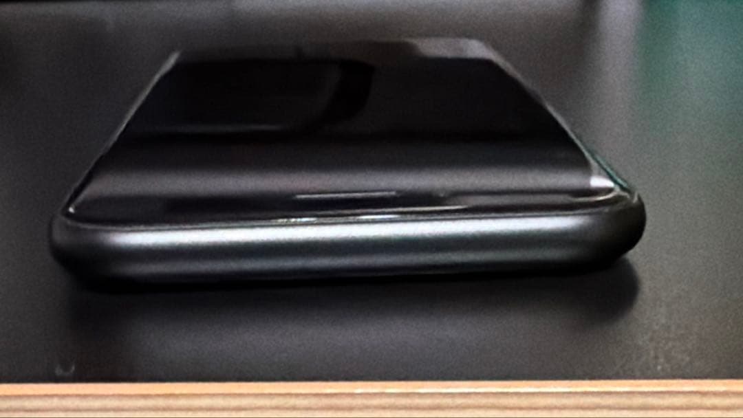 Apple iPhoneSE SIMフリー