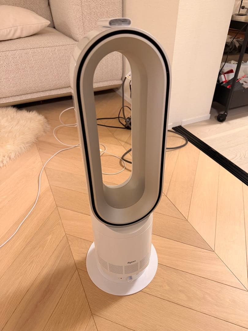 【ほぼ新品】Dyson Hot+Cool HF1 2025年11月発売 モデル