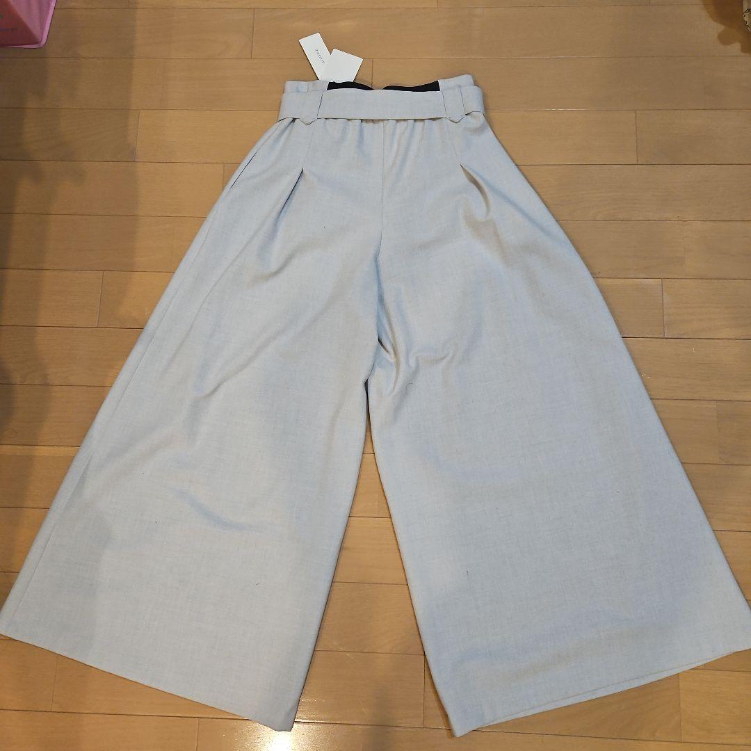 【新品タグ付き】アドーアADORE パンツ ベルト付き 定価39000円