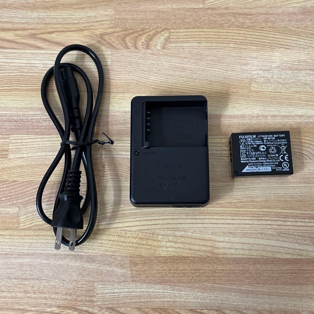 Fujifilm X-T1 ミラーレス一眼カメラ　箱付き