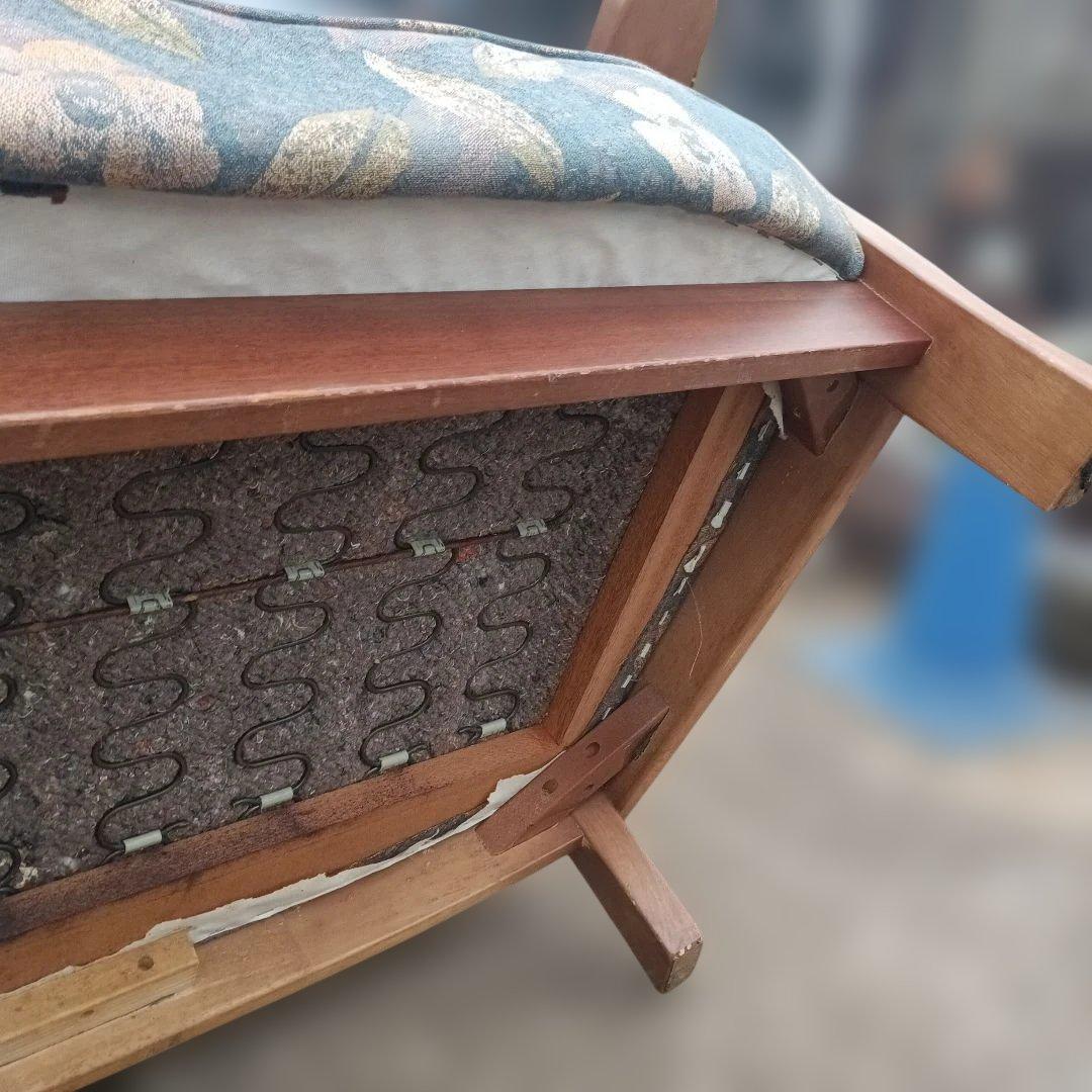 5077）カリモク　２人掛けソファー　難有品