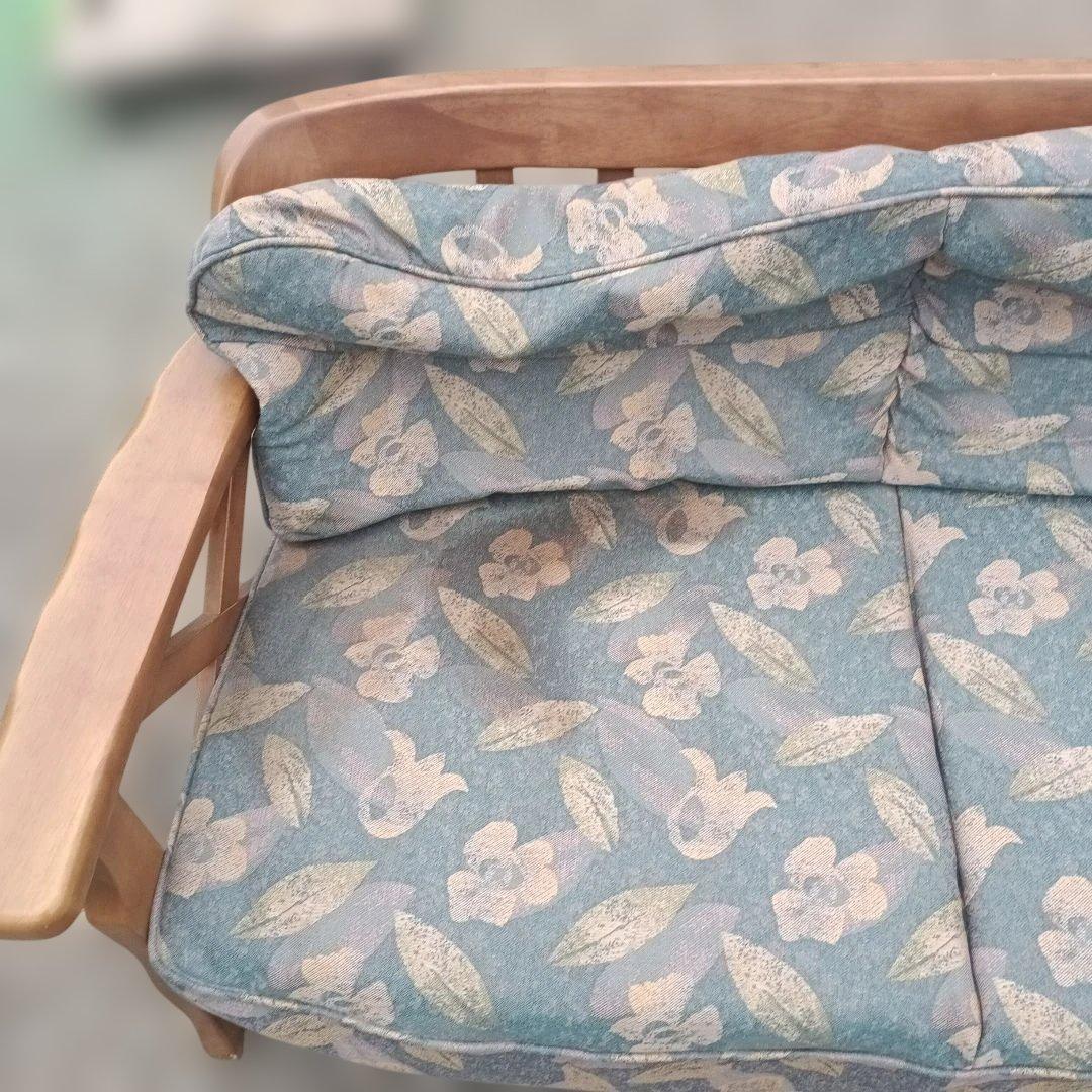 5077）カリモク　２人掛けソファー　難有品