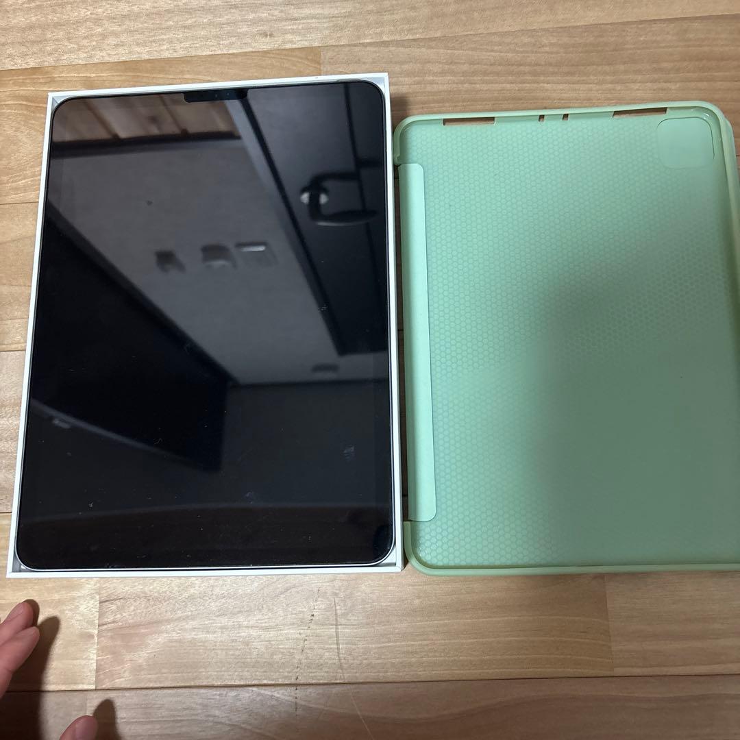 Apple iPad 11インチ スペースグレー 本体