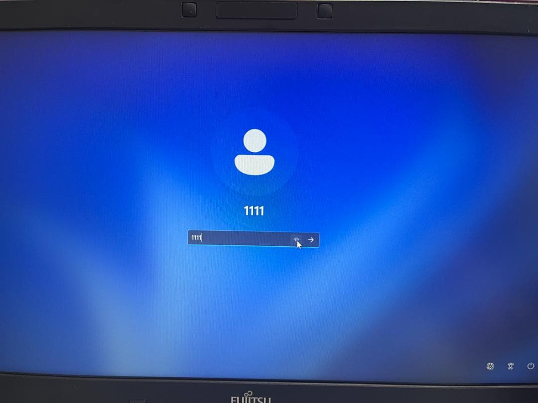 【美品】富士通 LIFEBOOK A576/P i3搭載 Win11 02
