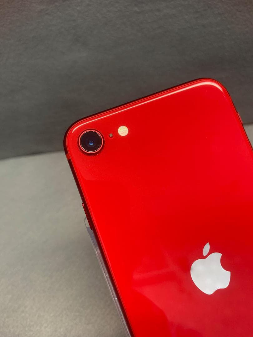 美品 国内版 SIMフリー iPhoneSE 第2世代 128GB レッド色