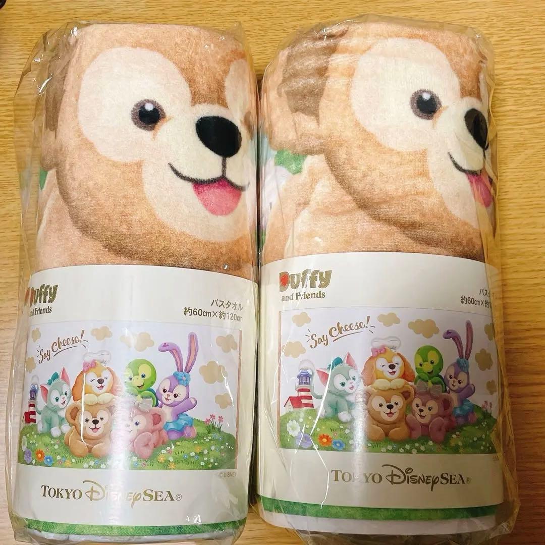 新品　ダッフィー&フレンズ Say cheese バスタオル