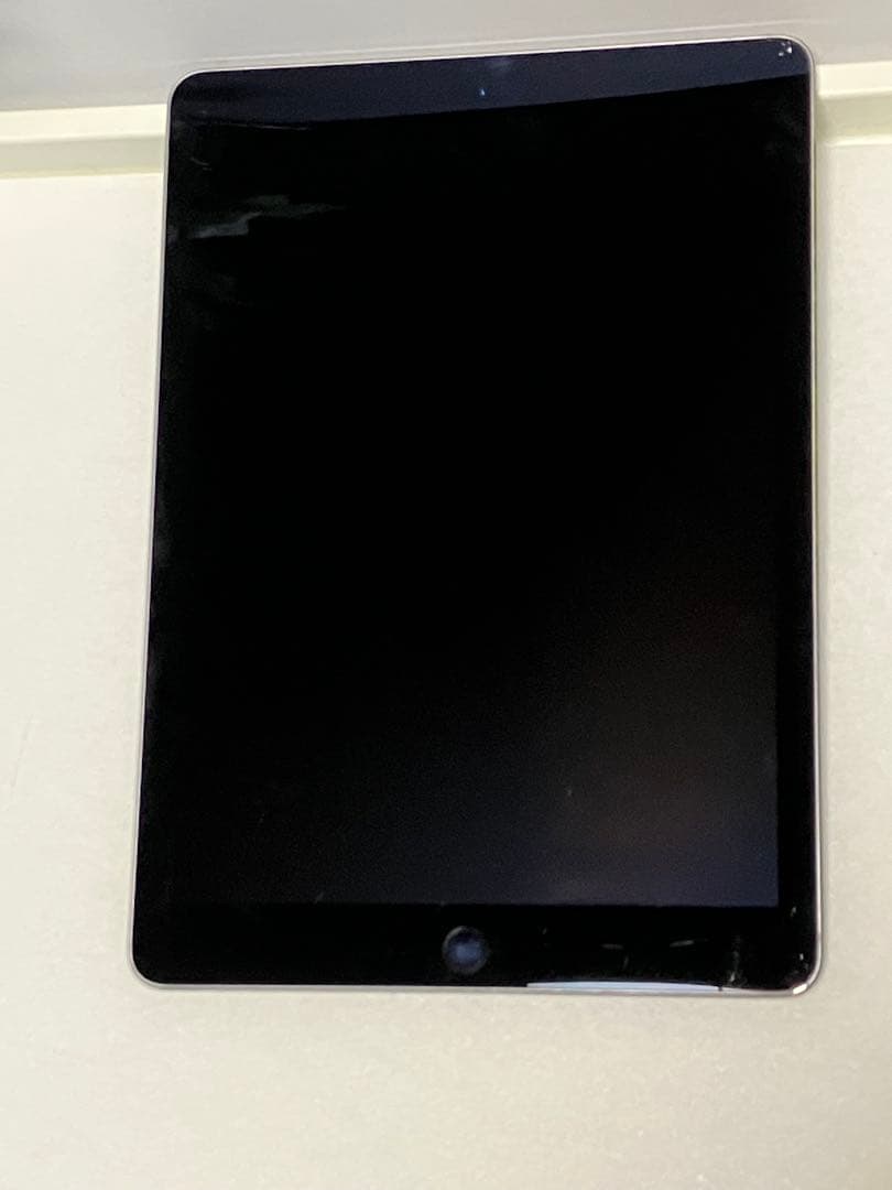 Apple iPad pro 9.7インチ MLMV2J/A 動作ok 中古