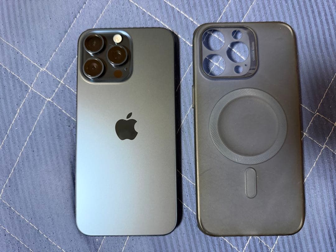 【タカ】iPhone 15 pro max 512GB US版