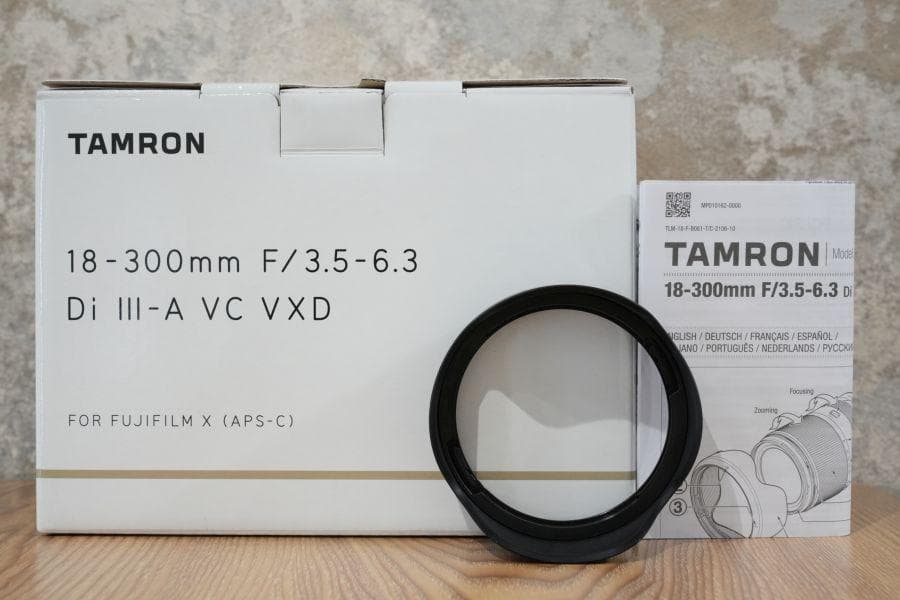 レンズ(ズーム) 18-300mm F3.5-6.3 Di III-A VC VXD B061X