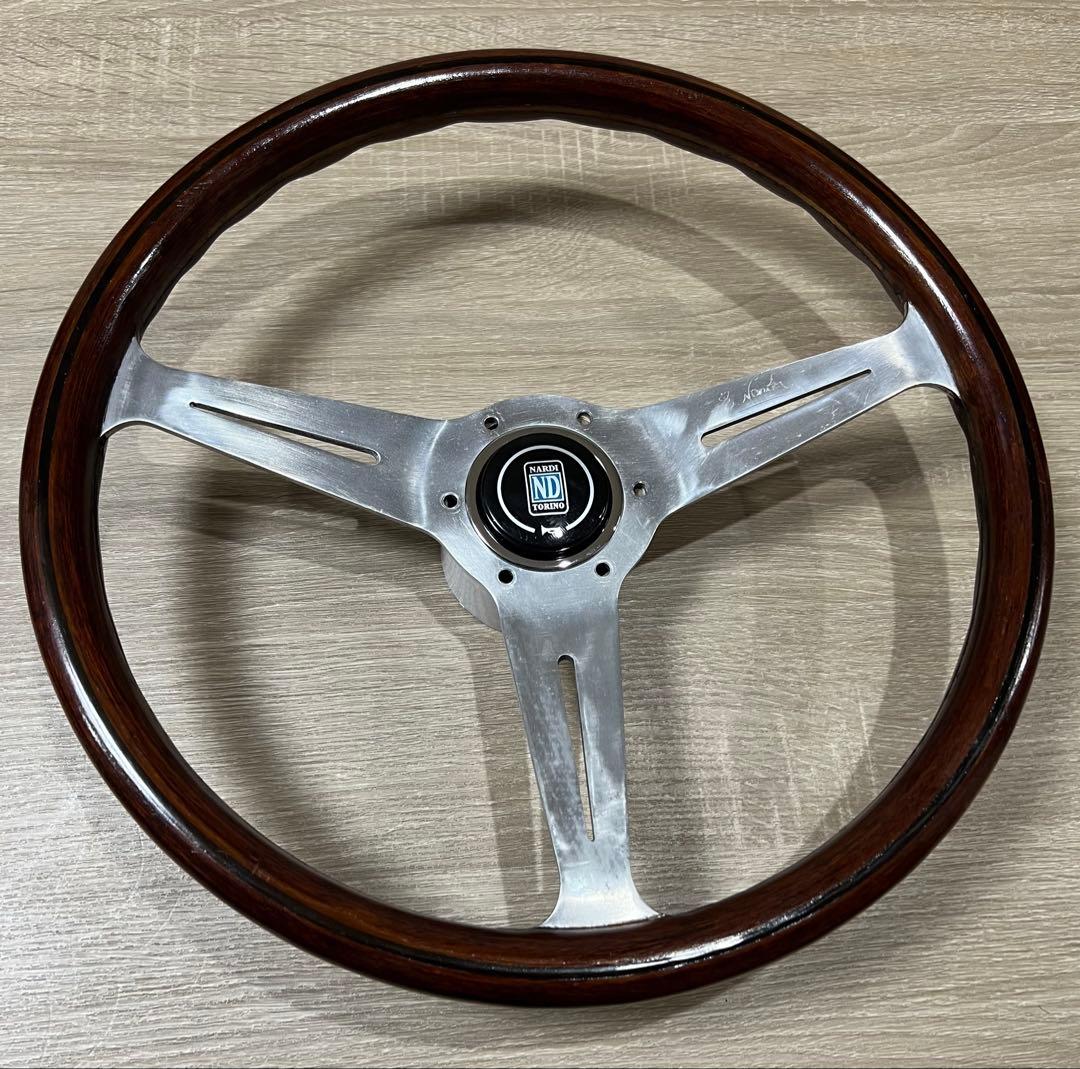 ナルディ(NARDI)クラシックウッドステアリング　36.5パイ　正規品