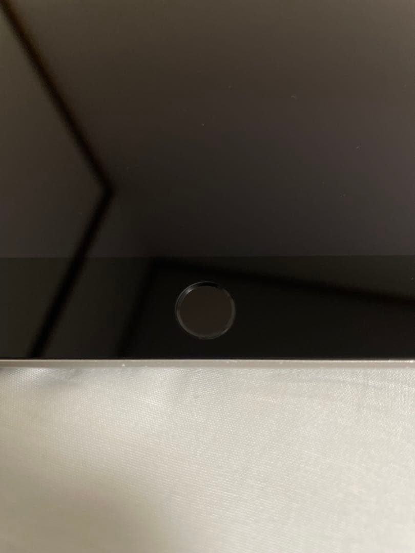 Apple iPad 第9世代 10.2インチ シルバー 本体