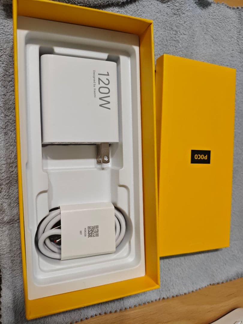 POCO F7 Ultra ブラック 12GB RAM 256GB ROM