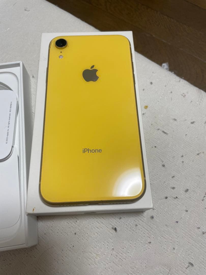 お*り様 Apple iPhone XR 64GB sim フリー