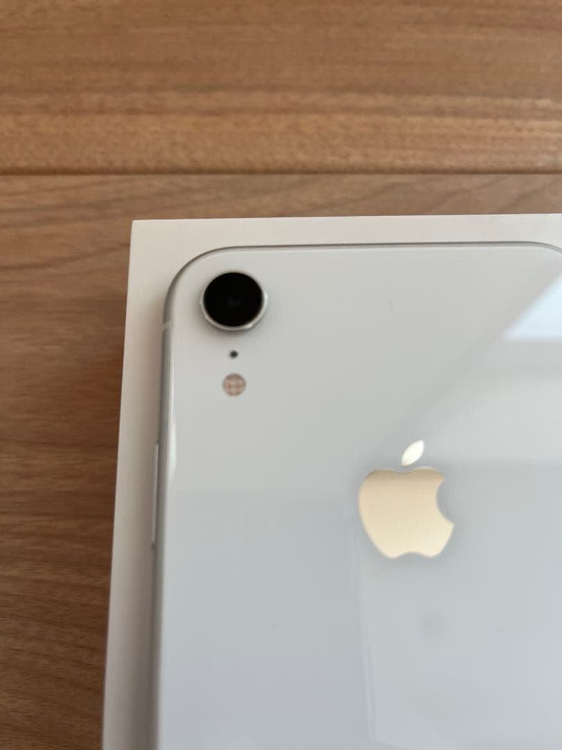 【超美品】iPhone XR ホワイト 128GB