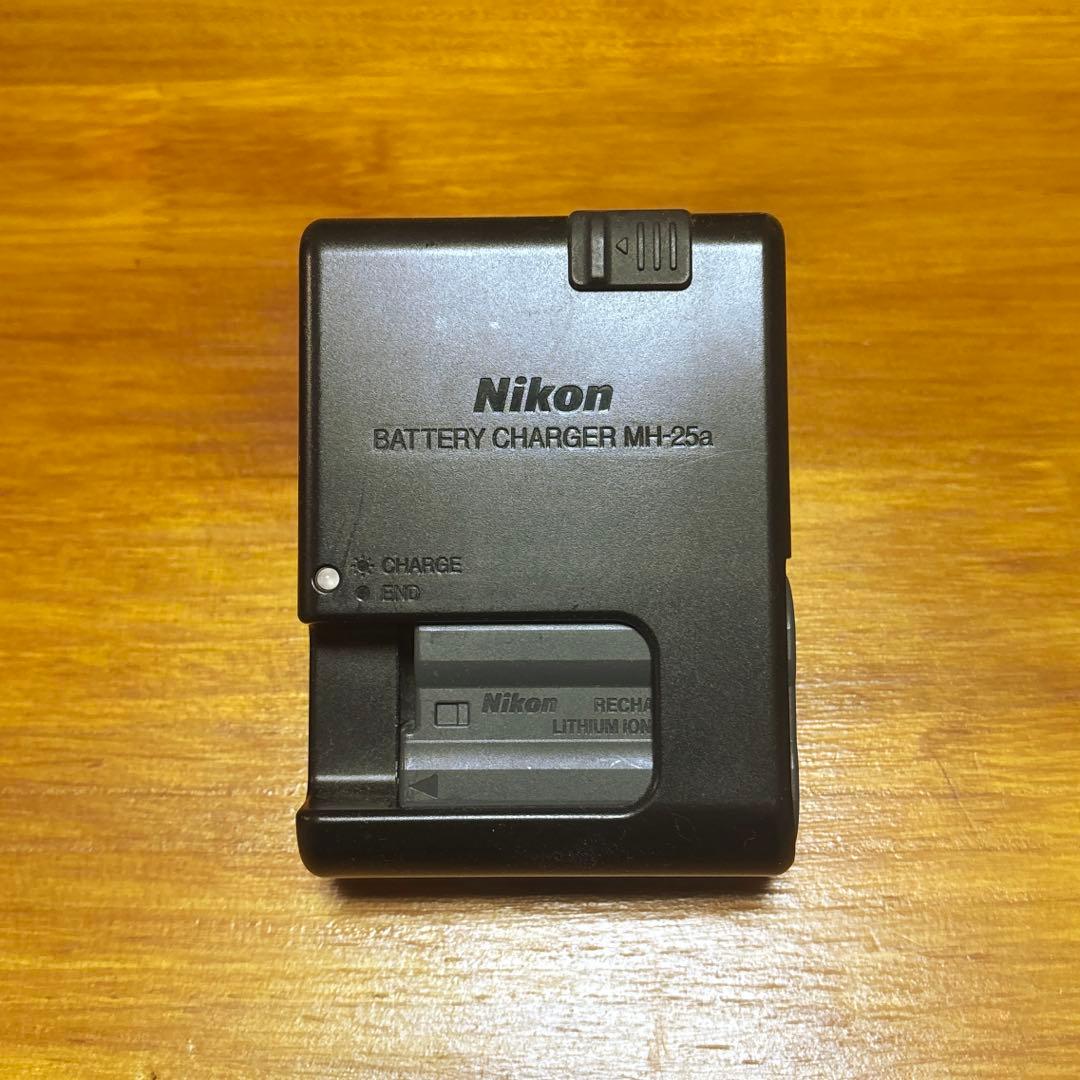 Nikon D850本体+ AF-S NIKKOR 24-70mm f/2.8他