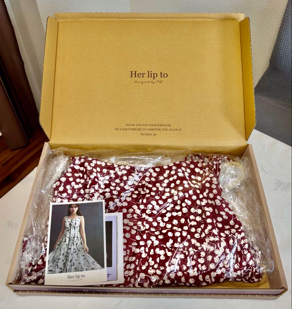 Cherry Pattern Strap Top Sサイズ　新品タグ付　完売品