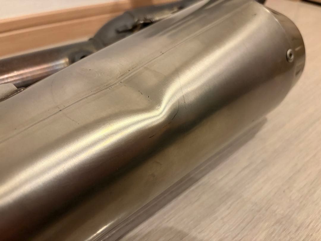 トライアンフ　デイトナ675 ZARDマフラー