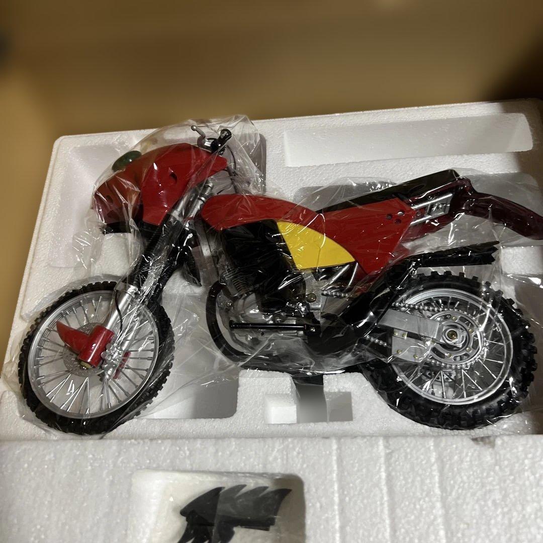 仮面ライダーアマゾン&ジャングラー号Die Cast Model