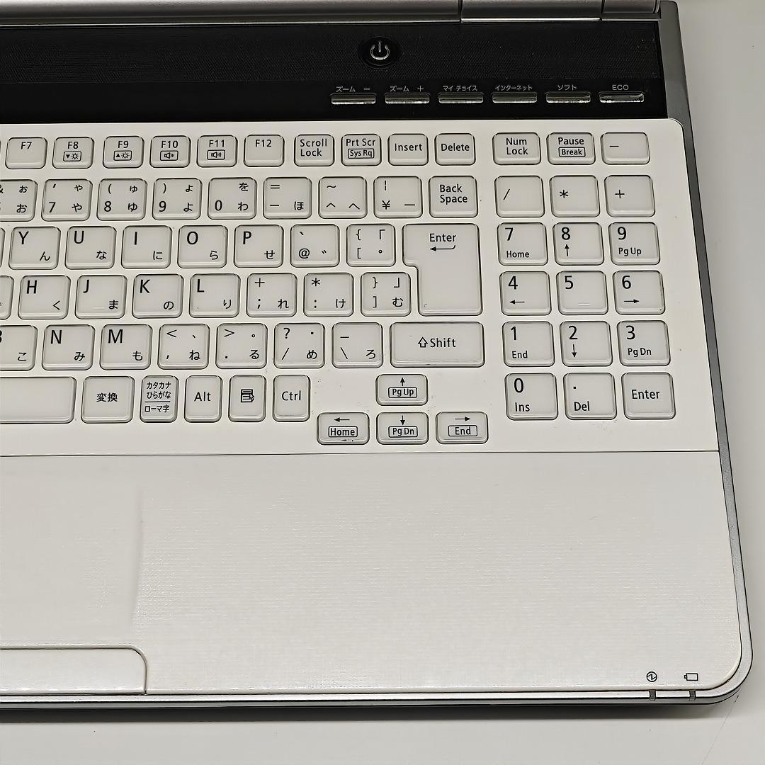 【NEC】爆速i7 SSD256GB 8GB ホワイト オフィス付きノートPC